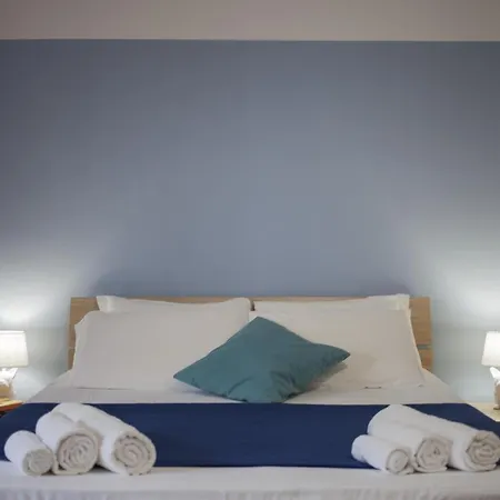 Frontemare House &